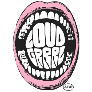 I en vidöppen rosa mun med tänder kan texten Loud Grrl läsas.